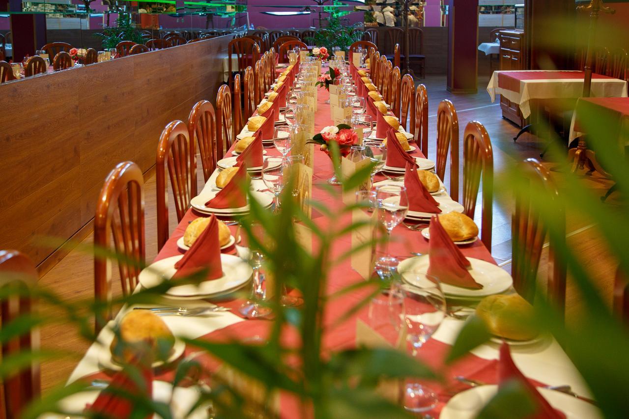 Hotel Restaurante Pontinas Lalín Exteriör bild